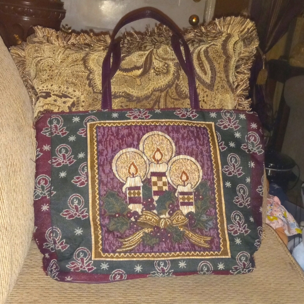 ❤ FINAL REDUCTION Holiday Tote